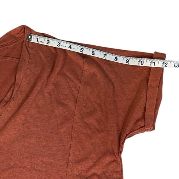 We The Free Burnt Orange Over Sized T-Shirt Size X-Small V-Neck Rolled Sleeve - Picture 8 of 10